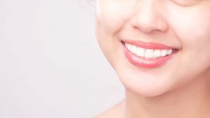 טיפולים יעודיים לחידוש הלבנת השיניים